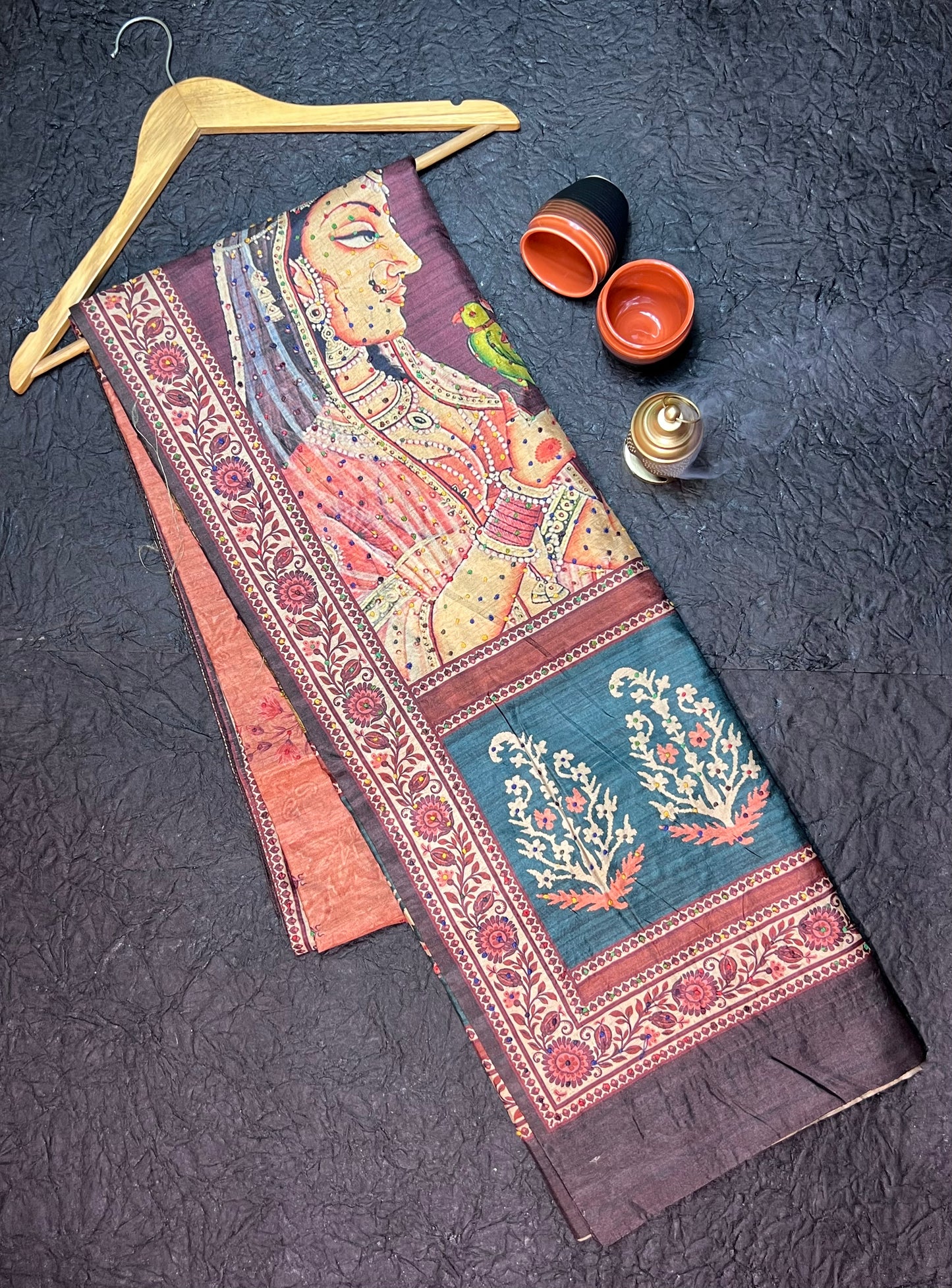 Ethnic Artwork Saree