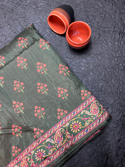 Ethnic Artwork Saree