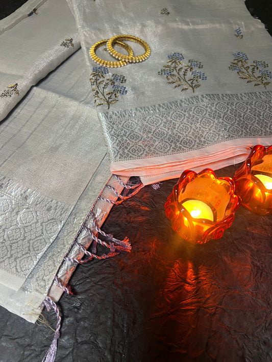 Elegant Linen Sangini Saree